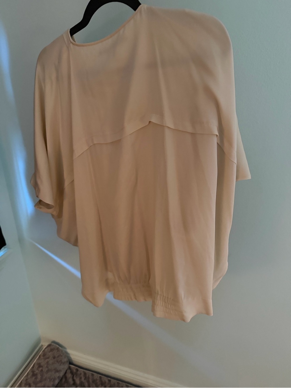 Women's Relaxed Flutter Sleeve Top in Blush